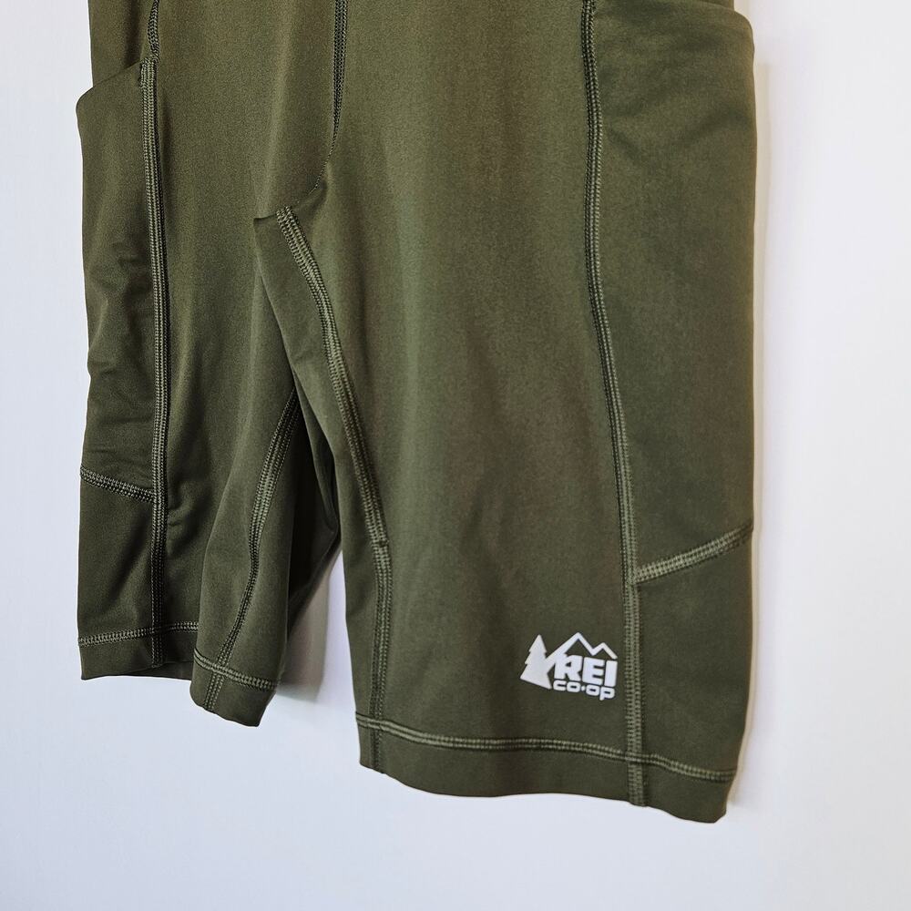 REI Co-op Olive Green Women's Bike Shorts with Side Pockets - Picture 5 of 10